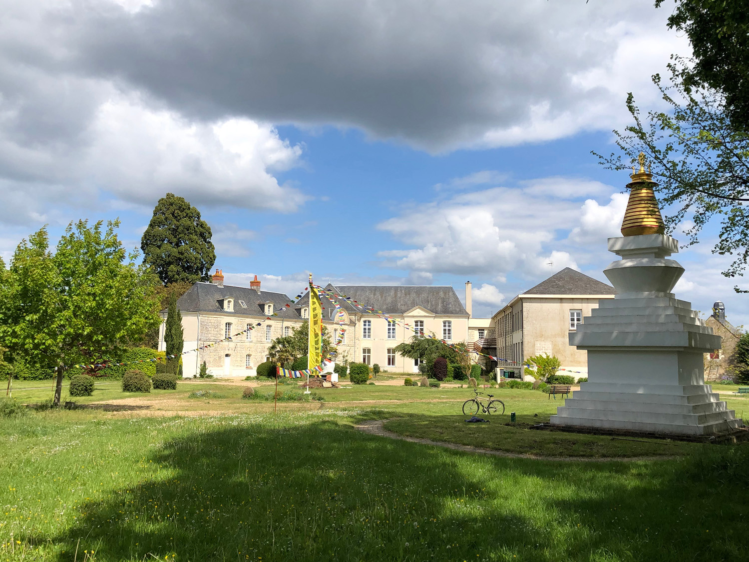 Monastère Shenten Dargye Ling